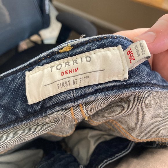 Torrid Jeans Pants Denim Plus Size Size 26 - Picture 3 of 3